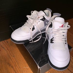 Jordan 4 Retro